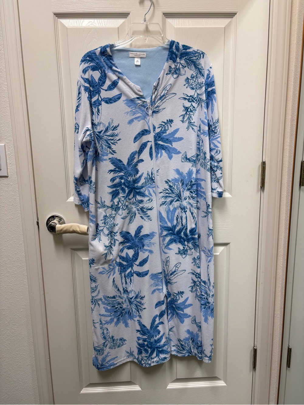 Miss Elaine Zip Front Robe Women Petite Medium Blue Floral Cotton Blend Loungewe